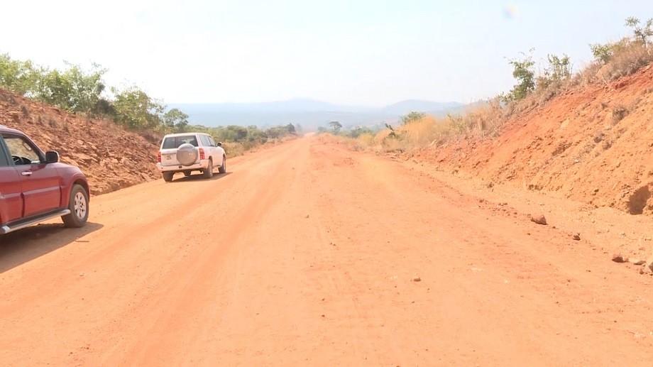 KAZUNGULA FEEDER ROADS AFFECTING FARMERS | Zambia 24 - Zambia's leading ...