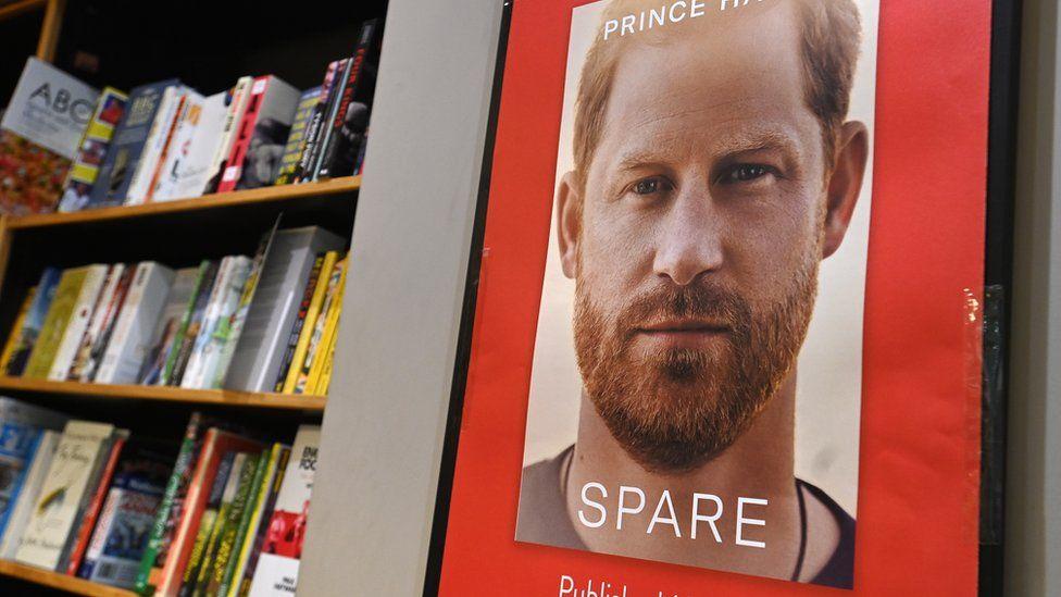 prince-harry’s-book-officially-hits-shops-after-days-of-leaks