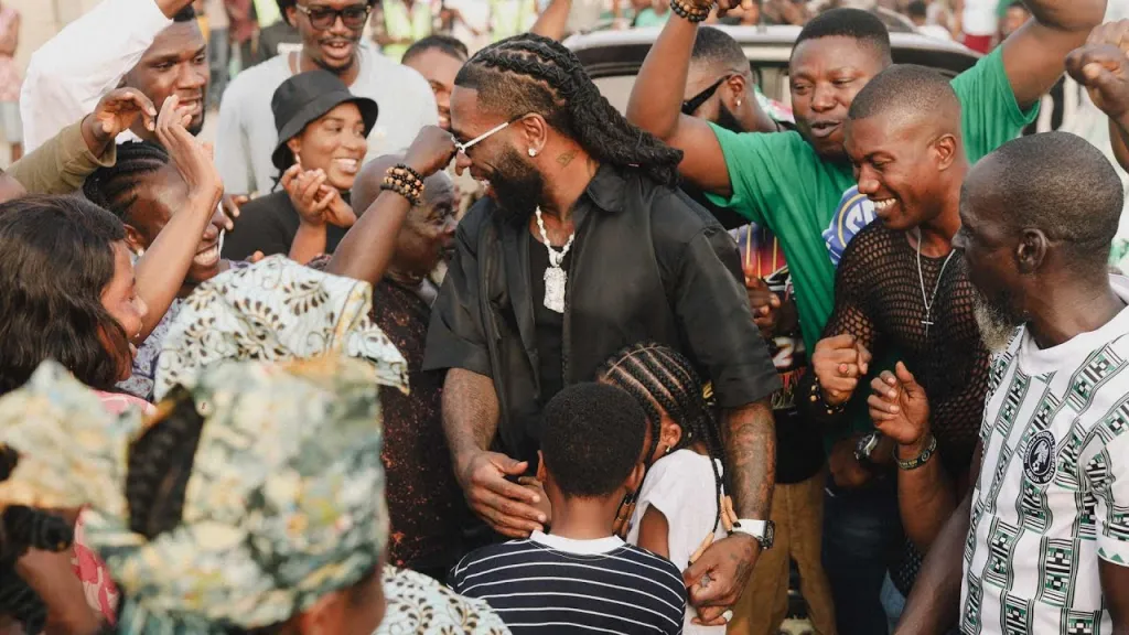 burna-boy-–-common-person-(official-music-video)
