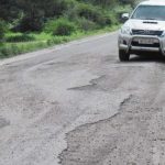 batoka-maamba-road-in-need-of-repair