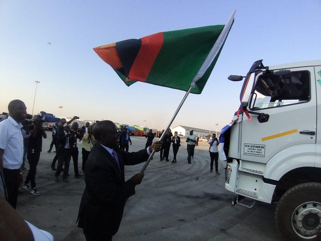 Zambian farmers get fertilizers, boosting agriculture. | Zambia 24 ...