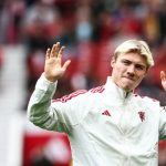 rasmus-hojlund:-manchester-united-striker-to-miss-two-to-three-weeks-with-injury