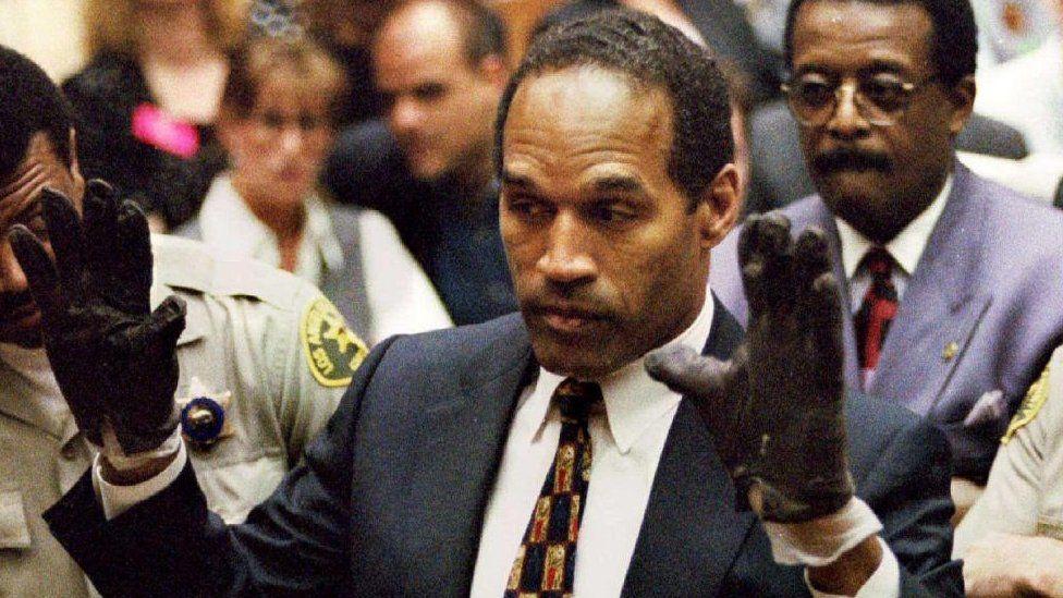 oj-simpson,-nfl-star-acquitted-in-‘trial-of-the-century’,-dies-aged-76